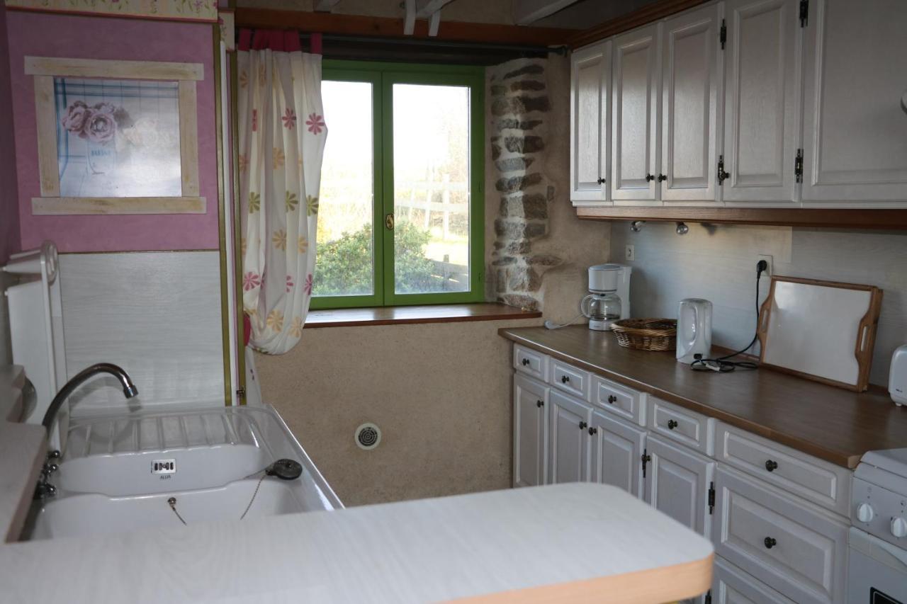 Les Gites Aux Volets Roses Landunvez Exterior foto
